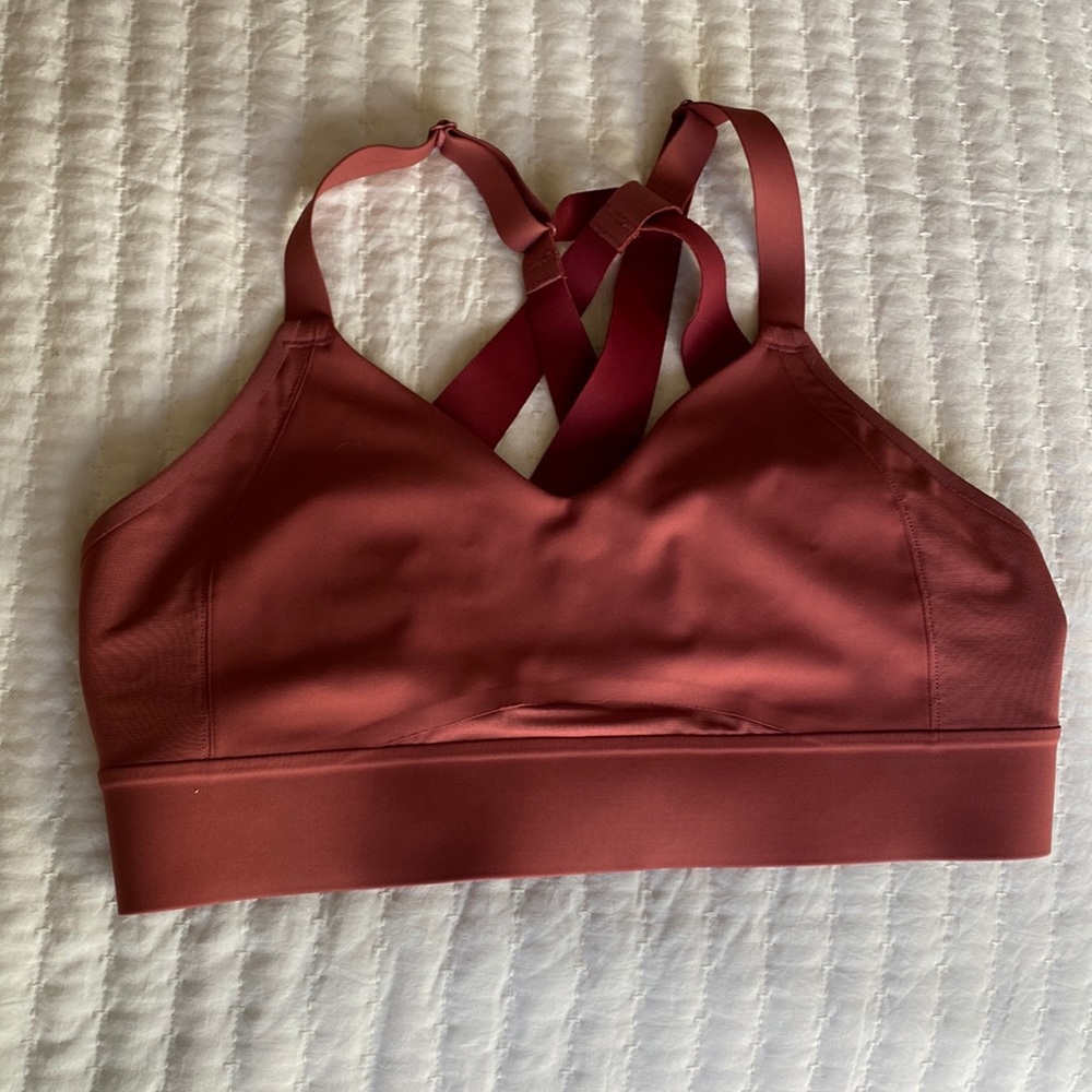 Women’s brooks running sports bra